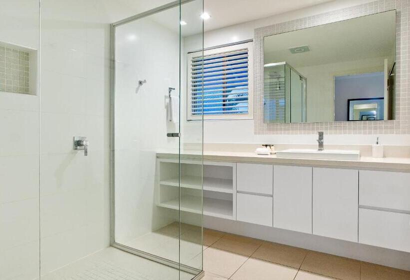 Апартаменты 2 Спальни, Offshore Noosa Resort