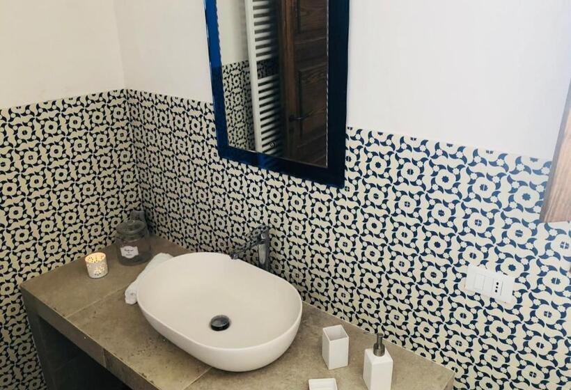 اتاق سوپریور, Masseria I Raffi B&b