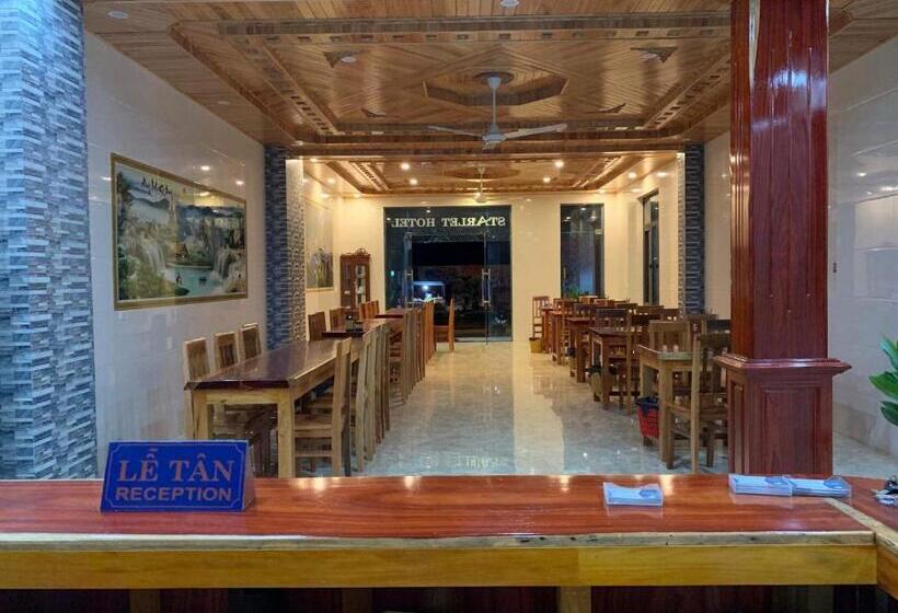 اتاق خانوادگی, Starlet Hotel Phong Nha