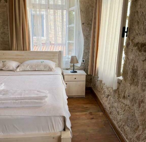 디럭스 4인 룸, Alacati Cadde Otel