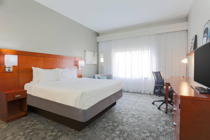 Люкс Executive Кровать Кинг, Courtyard By Marriott Monroe Airport
