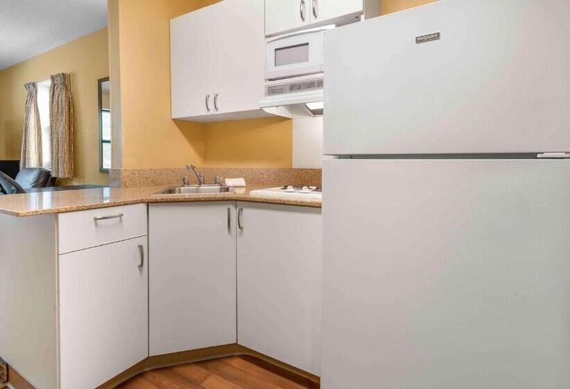 Студио Стандарт Кровать Кинг, Extended Stay America Suites  Secaucus  Meadowlands