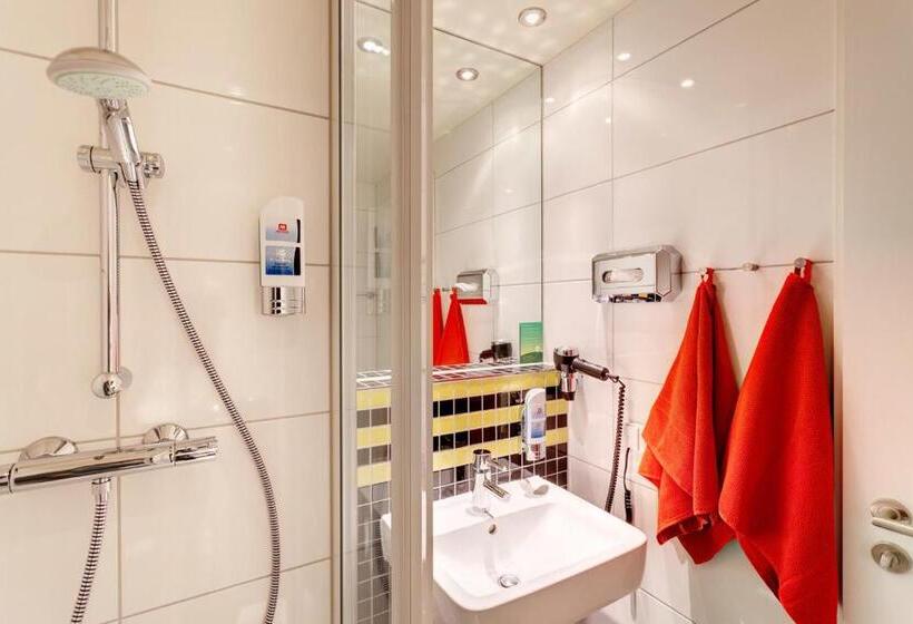 اتاق استاندارد سه نفره, Meininger Hotel Frankfurt Main / Airport