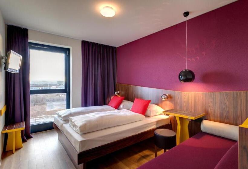 اتاق استاندارد سه نفره, Meininger Hotel Frankfurt Main / Airport