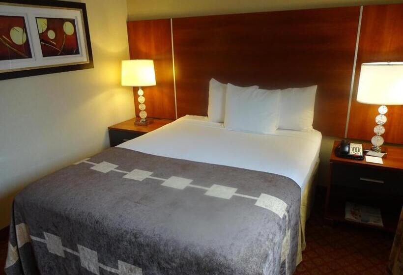 장애인을 위한 스탠다드 룸, Ramada By Wyndham Staten Island