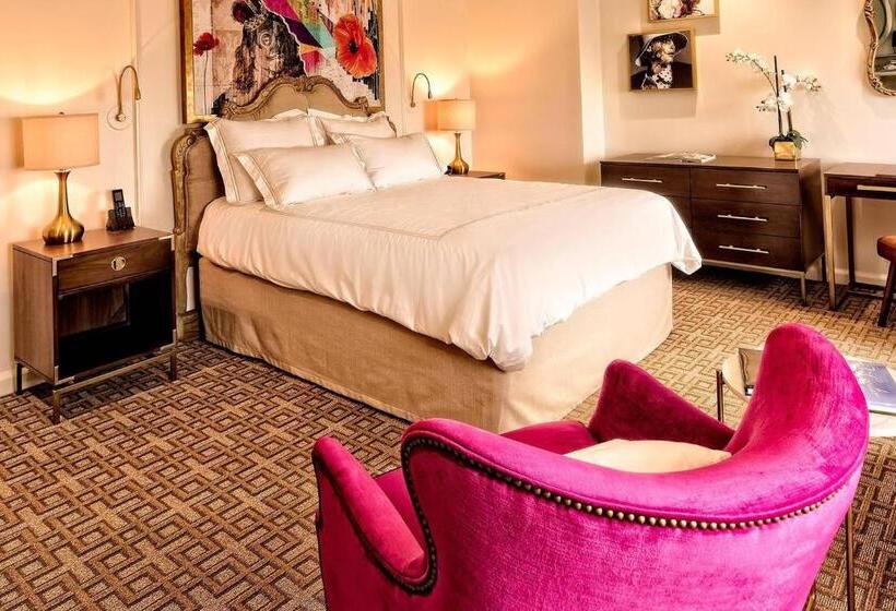 스탠다드 룸 킹사이즈 침대, The Historic Cavalier Hotel And Beach Club Autograph Collection