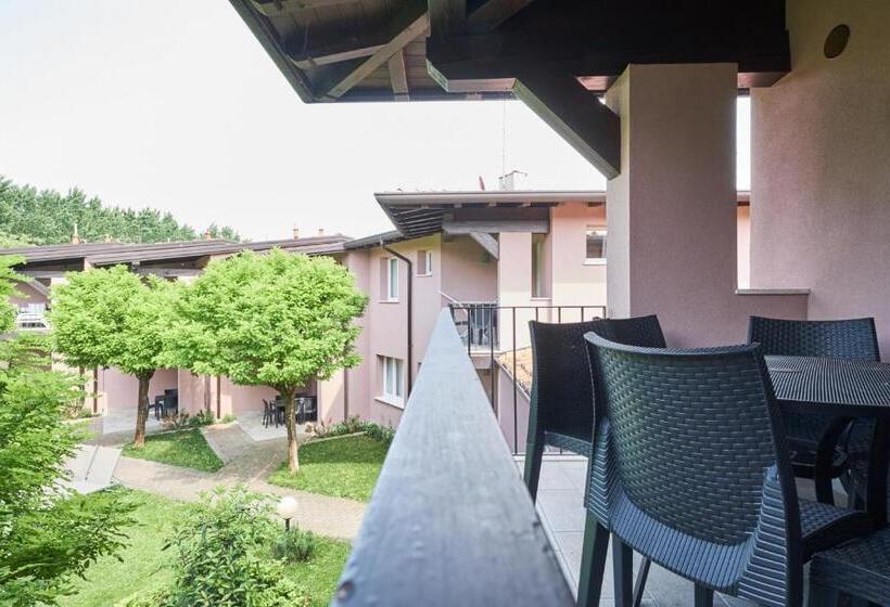 Apartamento Superior 1 Dormitório, Villaggio Turistico Lugana Marina