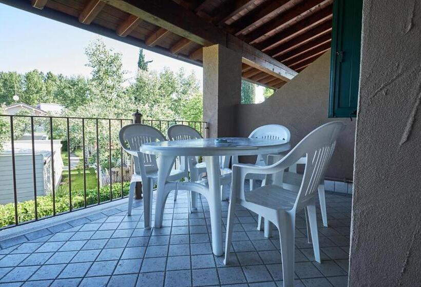Escritório Estándar, Villaggio Turistico Lugana Marina