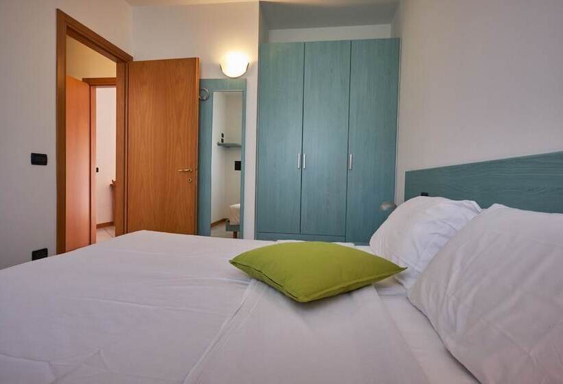 Apartamento 1 Dormitório, Villaggio Turistico Lugana Marina