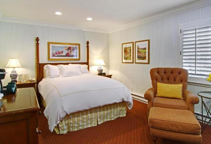 Номер Стандарт, Wayside Inn
