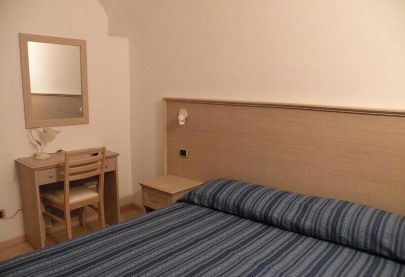 اتاق استاندارد, Bed & Breakfast Al Ponte