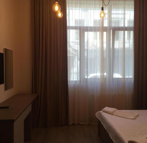 اتاق لوکس, Iveria