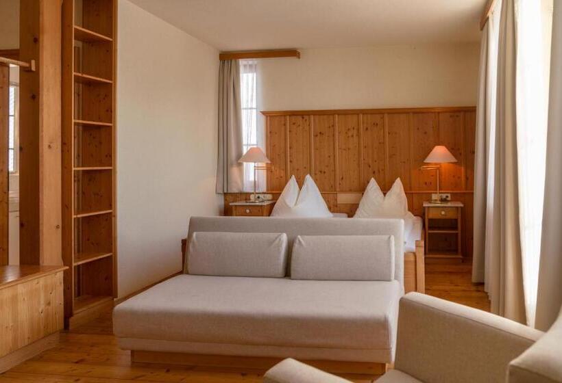 Номер Стандарт, Ramsauhof