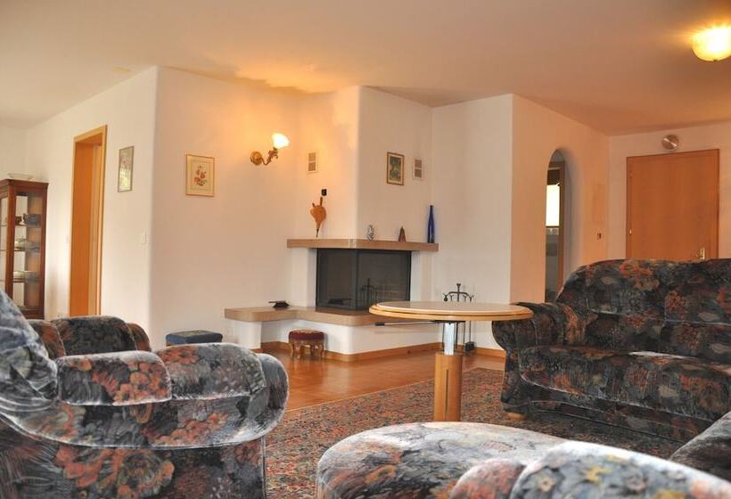 Апартаменты 3 Спальни, Chalet Miravalle