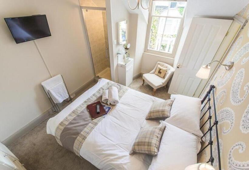 Номер Basic, 2 Cambridge Villas