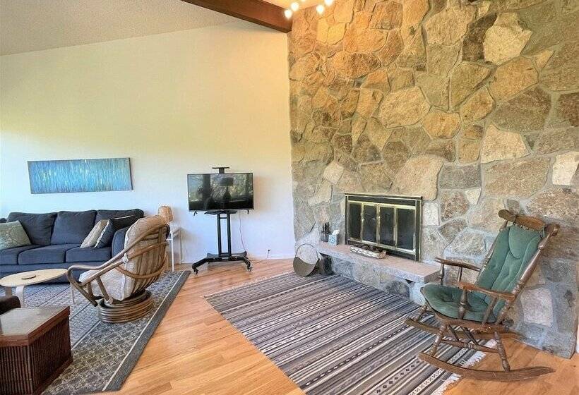 Хижина, Valley View Cabin