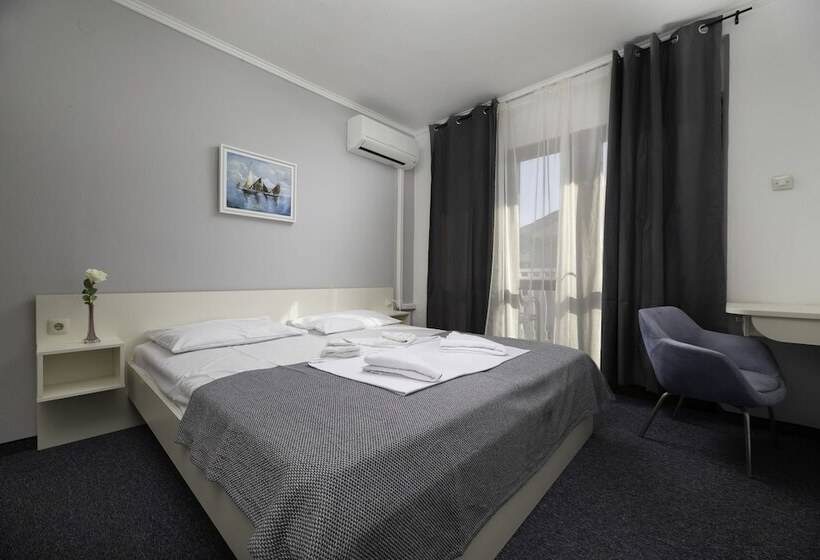 Номер Стандарт, Meliores Rooms & Restaurant