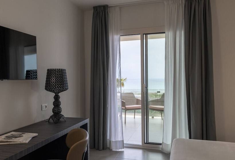 Полулюкс Вид на Море, Resort La Battigia Beach & Spa