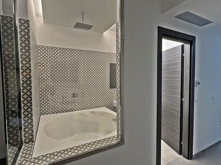 Люкс Вид на Море, Resort La Battigia Beach & Spa