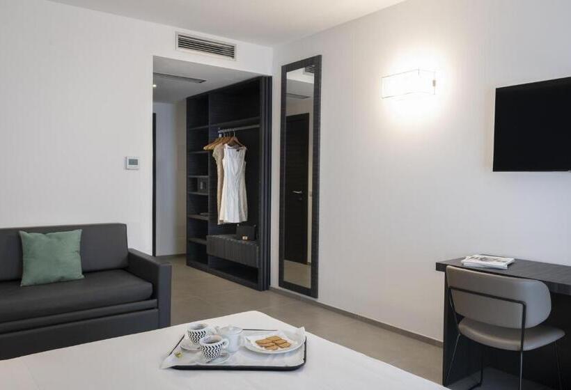 Четырехместный Номер Deluxe, Resort La Battigia Beach & Spa