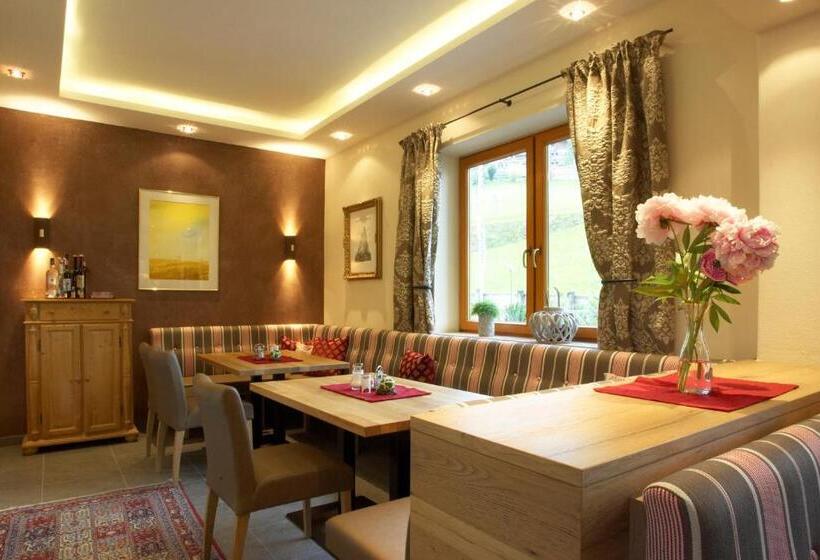 Люкс 2 Спальни, Noichl’s Hotel Garni