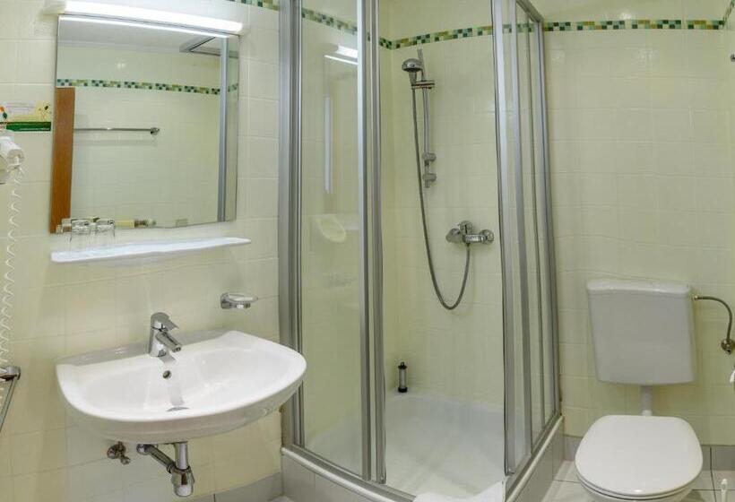 Quarto Estandar Individual, Puttererseehof