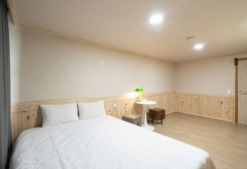 Номер Стандарт, New Jeju