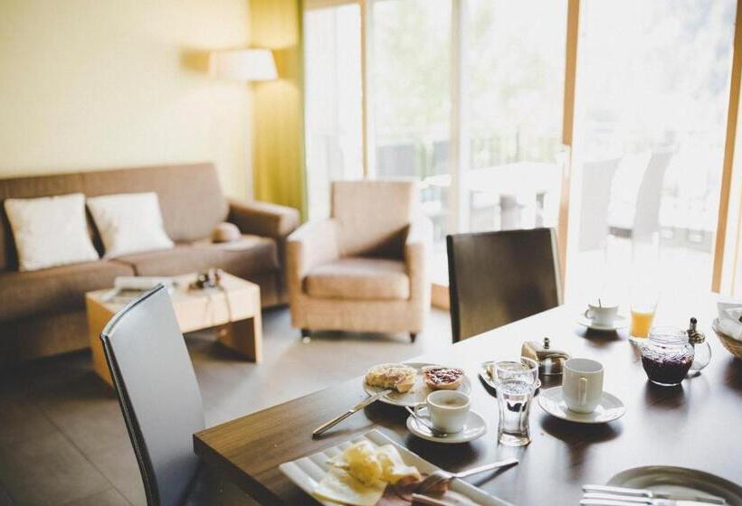 1 Bedroom Penthouse Apartment, Arabella Retreat & Spa