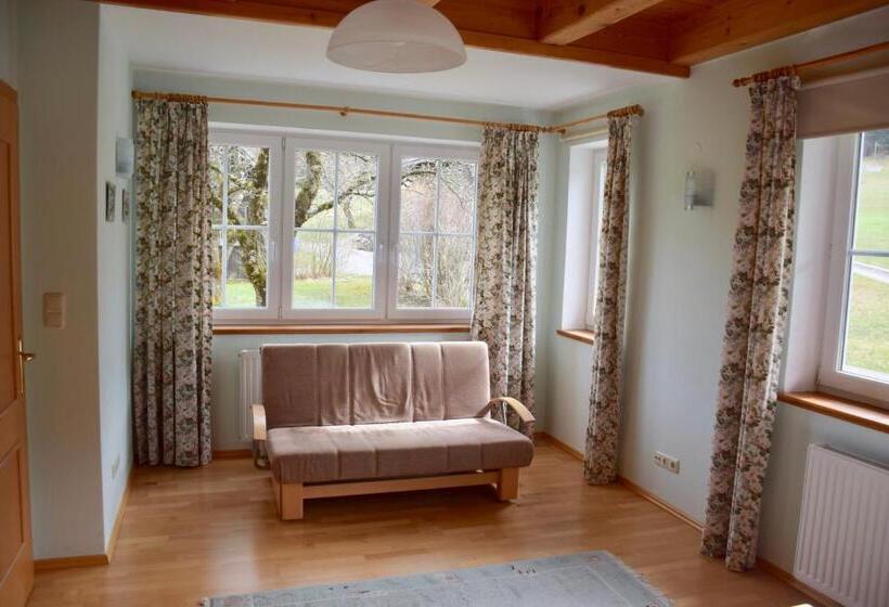 1 Bedroom Apartment Lake View, Pension Hohenau