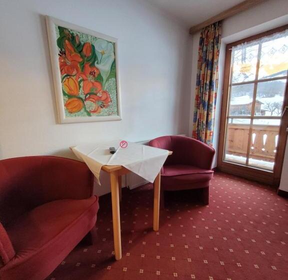 اتاق استاندارد با چشم‌انداز کوهستان, Ferienhotel Alpenhof
