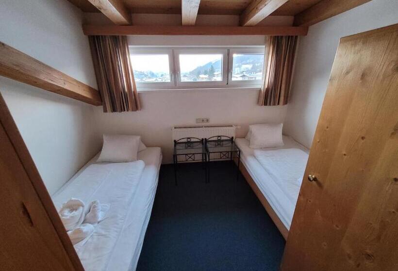 سوییت خانوادگی, Ferienhotel Alpenhof