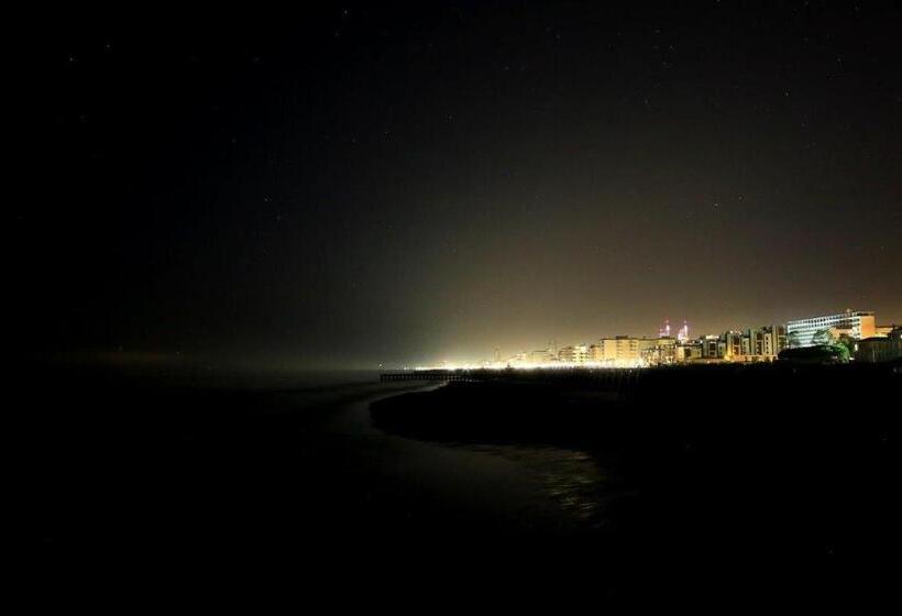 Апартаменты 2 Спальни Вид на Море, Al Mare