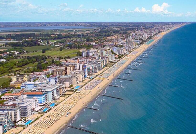 Апартаменты 1 Спальня, Al Mare