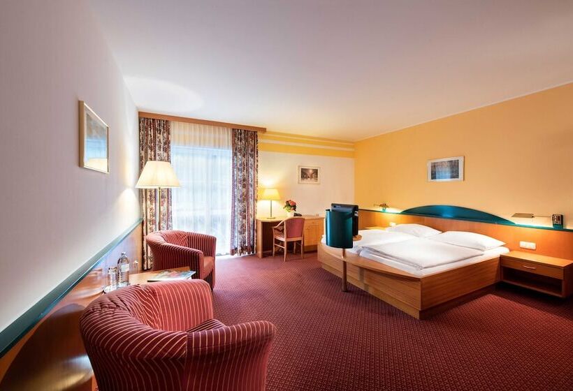 Номер Стандарт, Parkhotel Zur Klause