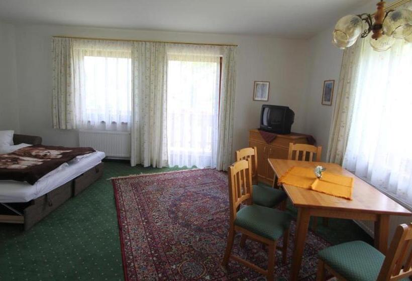 اتاق استاندارد چهار تخته, Pension Hubertushof Beim Römerbad