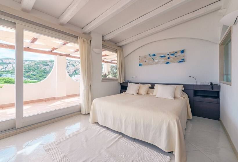 Deluxe Suite Sea View, Punta Est