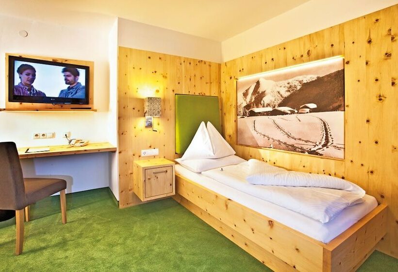Номер Стандарт Индивидуальный с Балконом, Landhotel Alpenhof Filzmoos