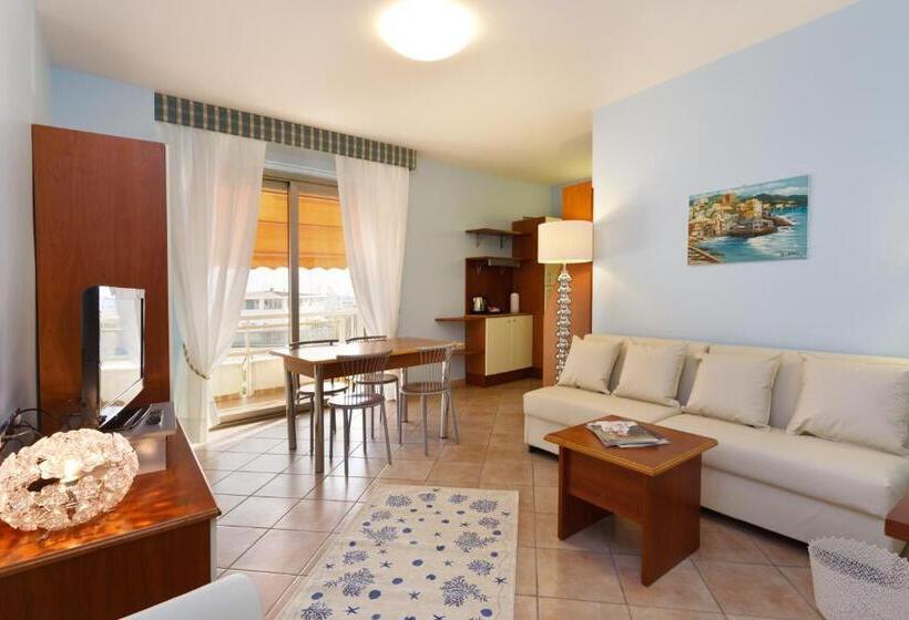 آپارتمان 1 خوابه با بالکن و چشم‌انداز دریا, Residence Dei Due Porti