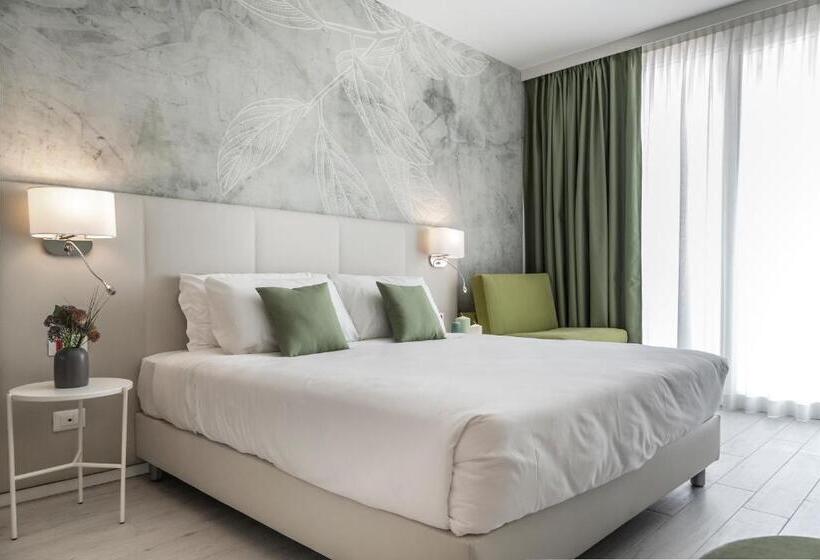 Трехместный Номер Комфорт, Amburgo