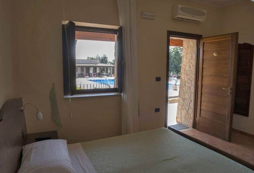 Номер Superior, Masseria Le Pajare