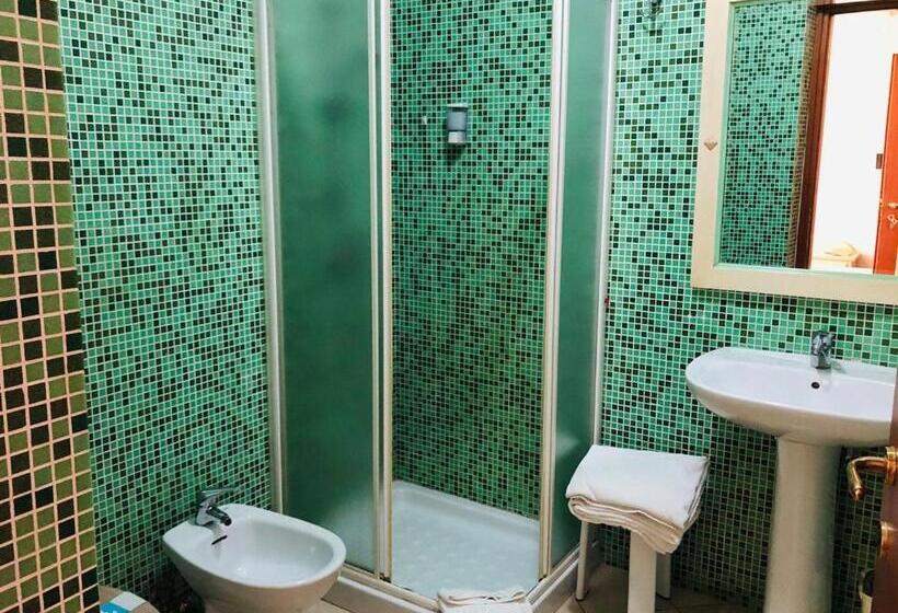 Четырехместный Номер Стандарт, Villabella