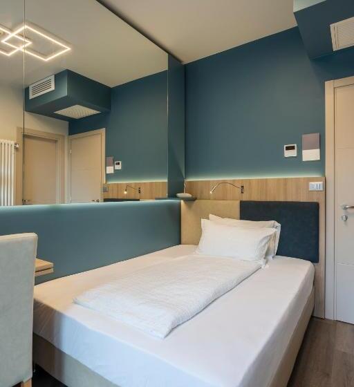 Quarto Basic, Veronesi