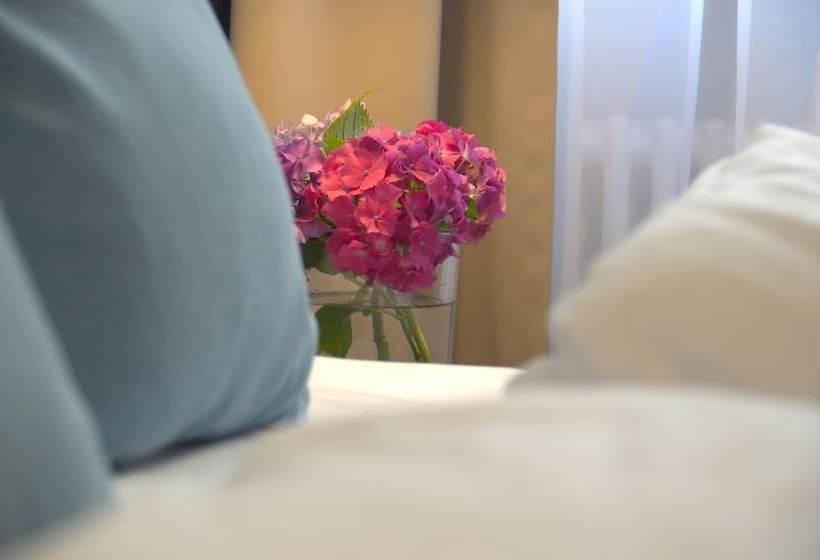 Номер Стандарт, Lizz Hotel Munich