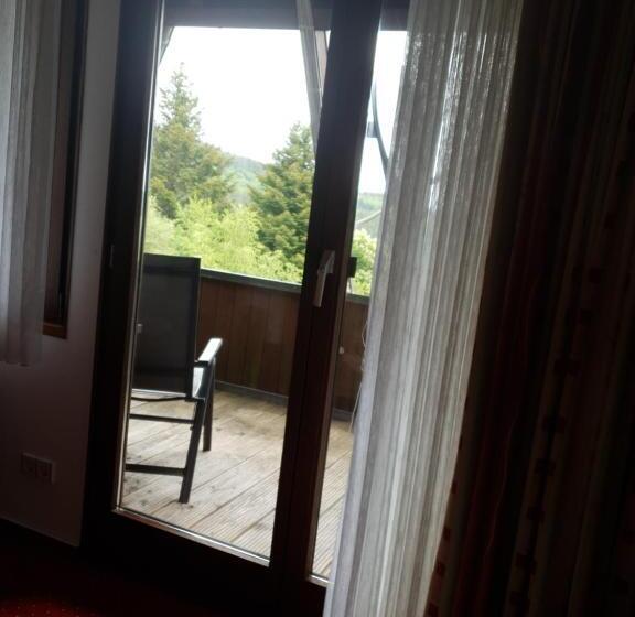 Апартаменты 3 Спальни, Landhotel Bartlehof