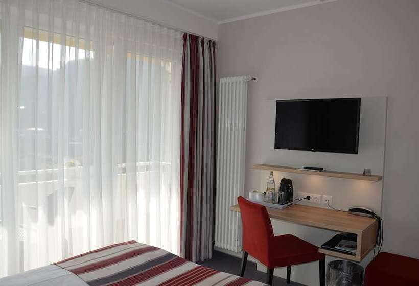 Номер Basic с Балконом, Flair Hotel Am Rosenhügel   Garni