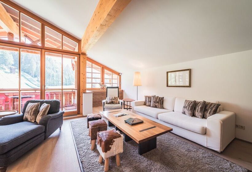 Люкс, Relais & Châteaux Gut Steinbach Hotel Chalets Spa