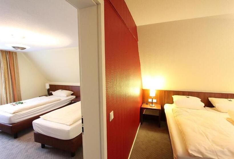 家庭间, Akzent Hotel Jonathan