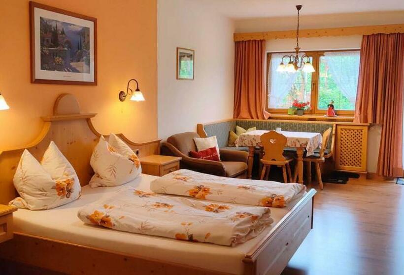 Номер Стандарт, Pension Berghof