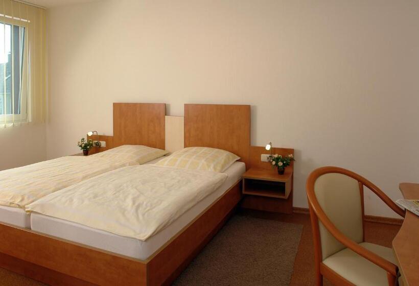 Номер Стандарт, Westfälischer Hof