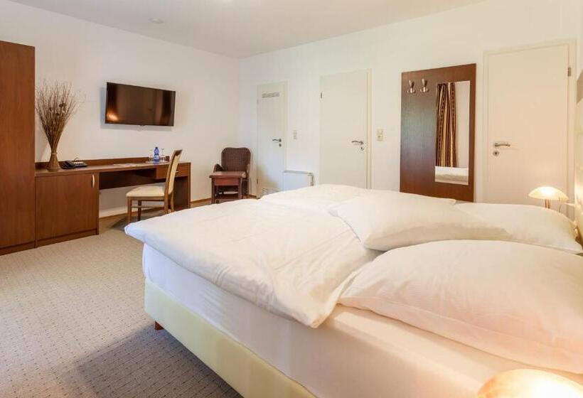 Номер Стандарт Индивидуальный, Landhotel Zur Linde